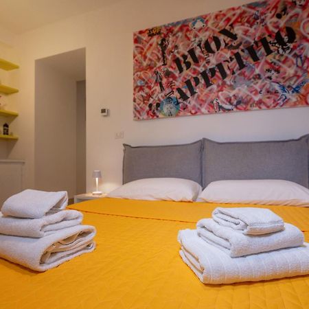 Baby Art Apartment Арона Екстер'єр фото