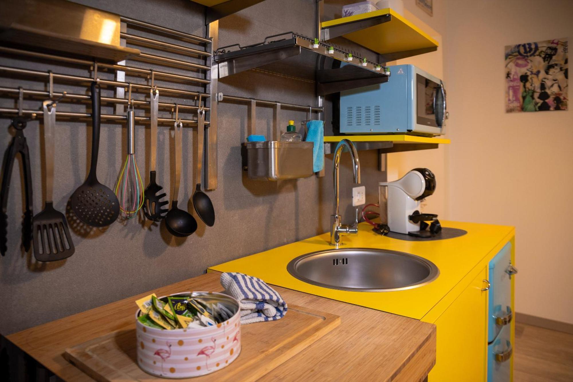 Baby Art Apartment Арона Екстер'єр фото