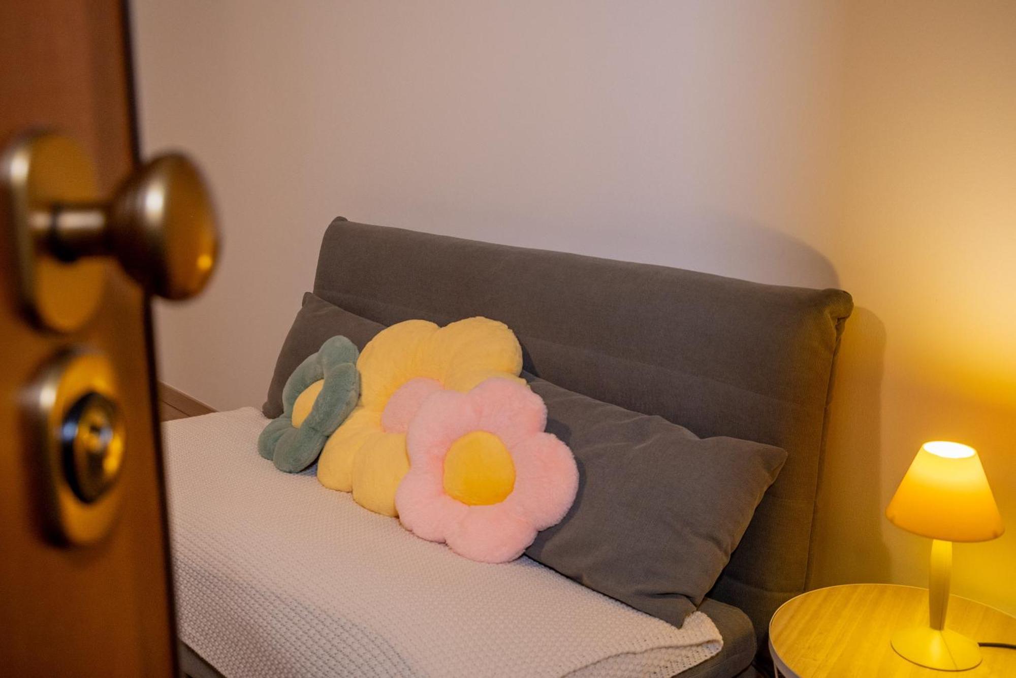 Baby Art Apartment Арона Екстер'єр фото